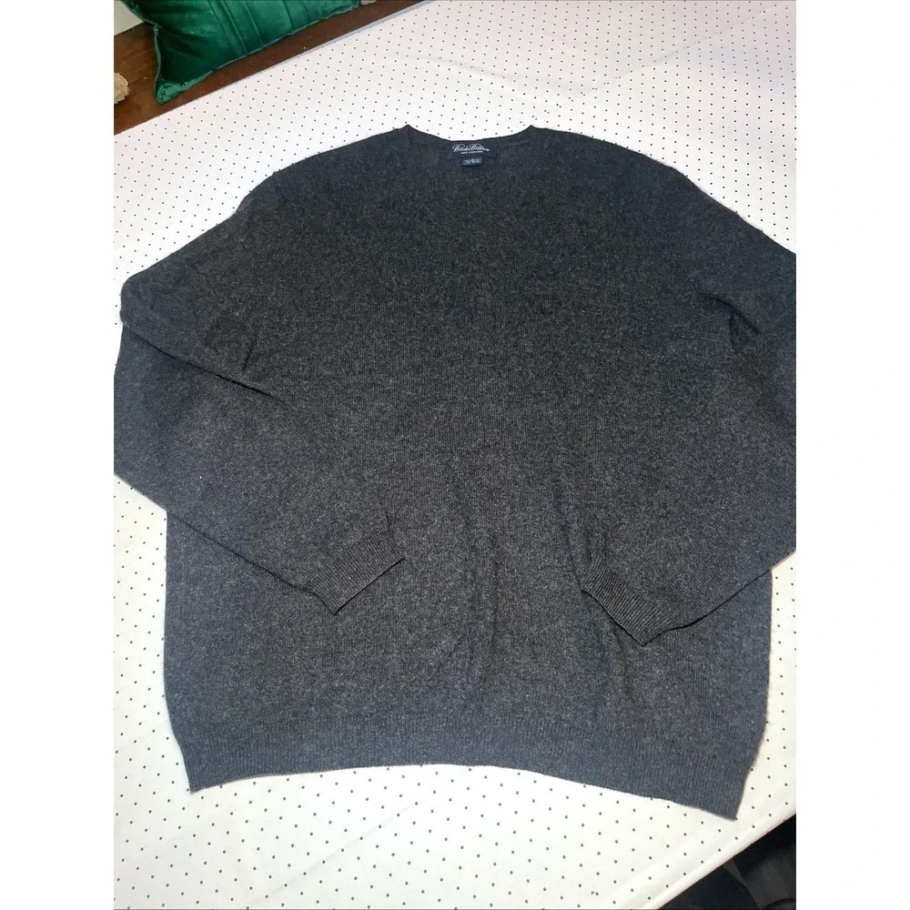 Brooks Brothers 100% Cashmere V-Neck Sweater Gray Men's Large Made In Britain